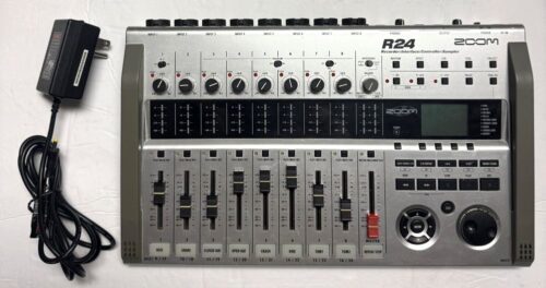 Zoom R24 Recorder/Interface/Controller/Sampler (USED)