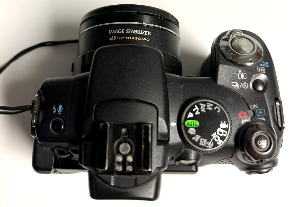 Canon PowerShot S5 IS 8.0MP Digital Camera 12x Optical Zoom (USED) - Image 5